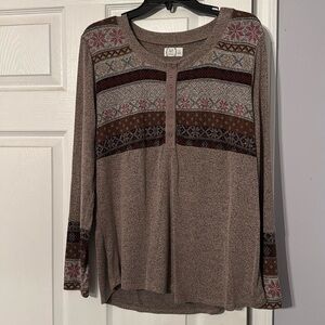 Maurice’s 24/7 top, size XL